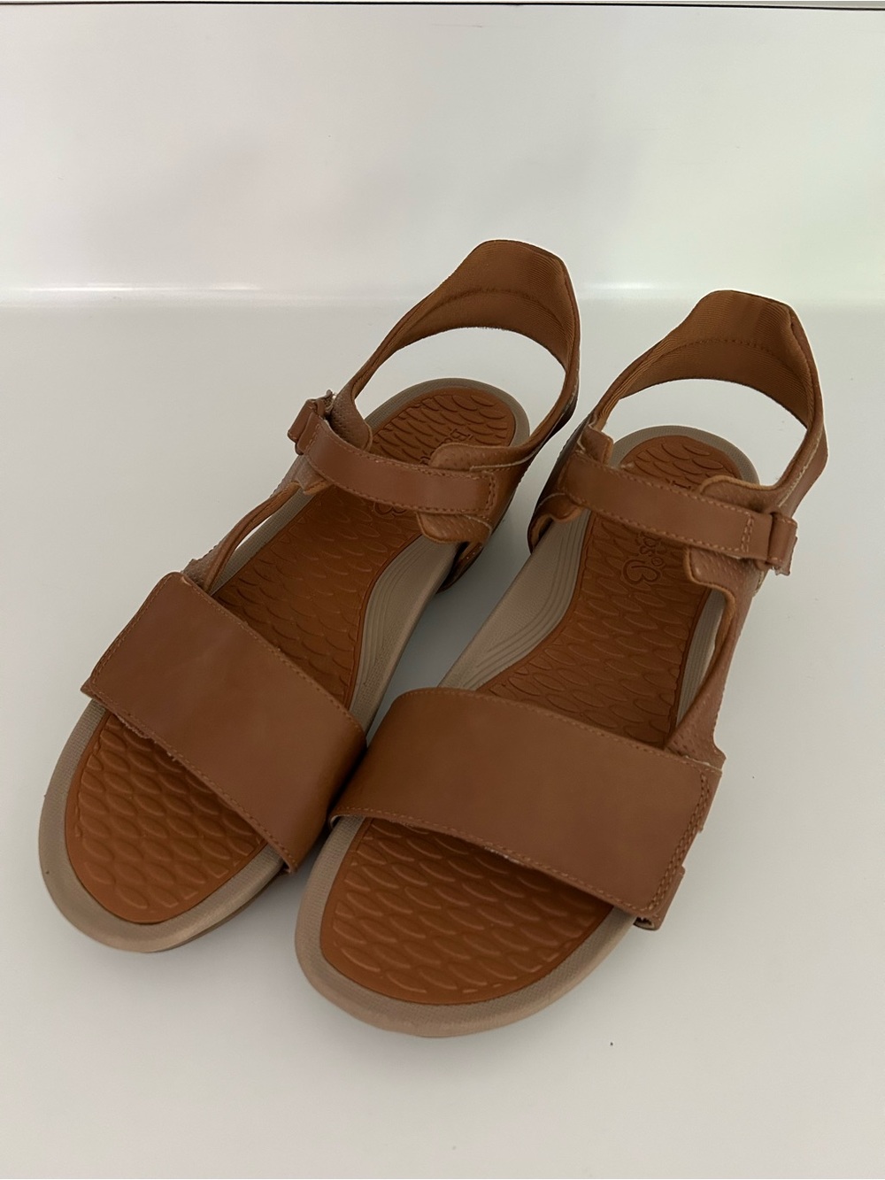 BareTraps Adjustable Strap Sandals Camel Tan Size 11